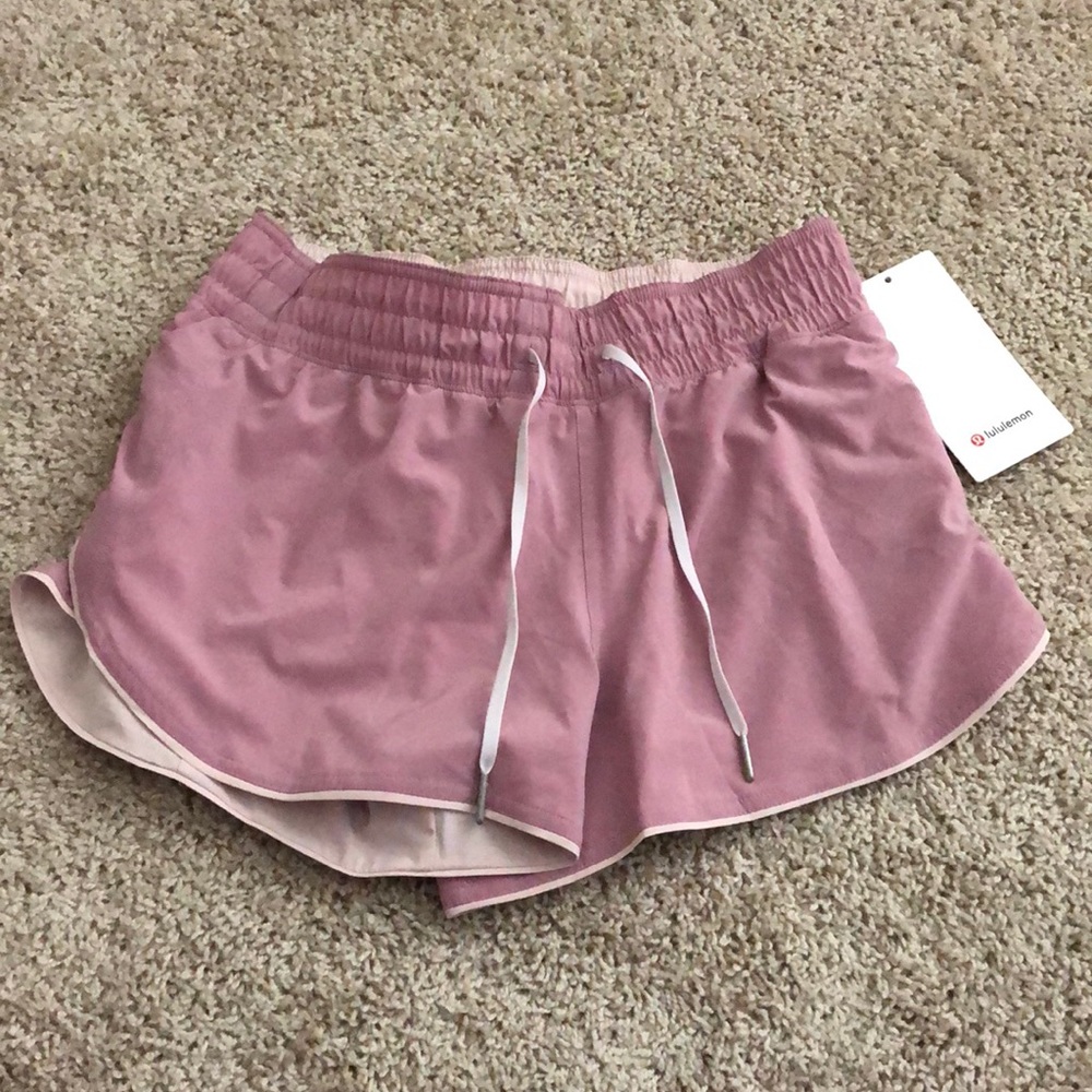 Lululemon NWT Choose a Side MR Short 3” Sz6